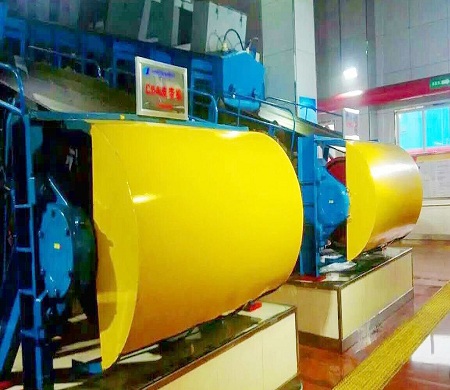 1552984501694068.jpg 丙烯酸聚氨酯漆.jpg